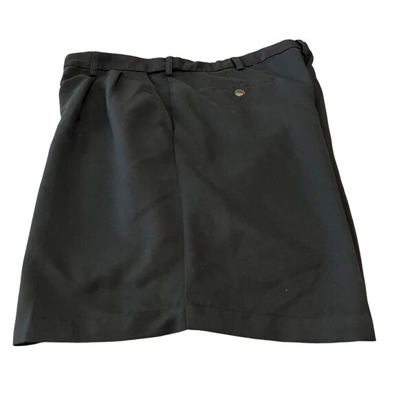 HAGGAR HIGH-RISE WALKING SHORTS, FRONT PLEATS, POCKETS, MENS-36-BLACK, FRONT ZIP - Picture 4 of 12